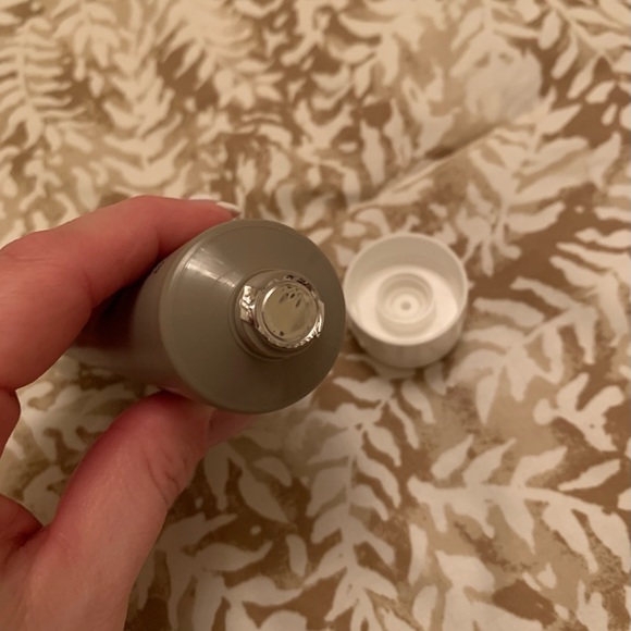 Living Proof Nourishing Styling Cream. - Picture 3 of 4